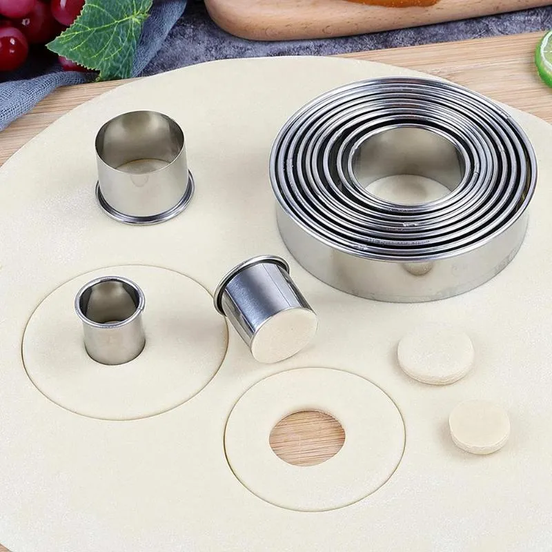 Baking Circle Molds Round Cookie Biscuit Cutter Set Stainless Steel Donut Ring  Molds Graduated Circle Metal Tools From Doujiangne, $14.3